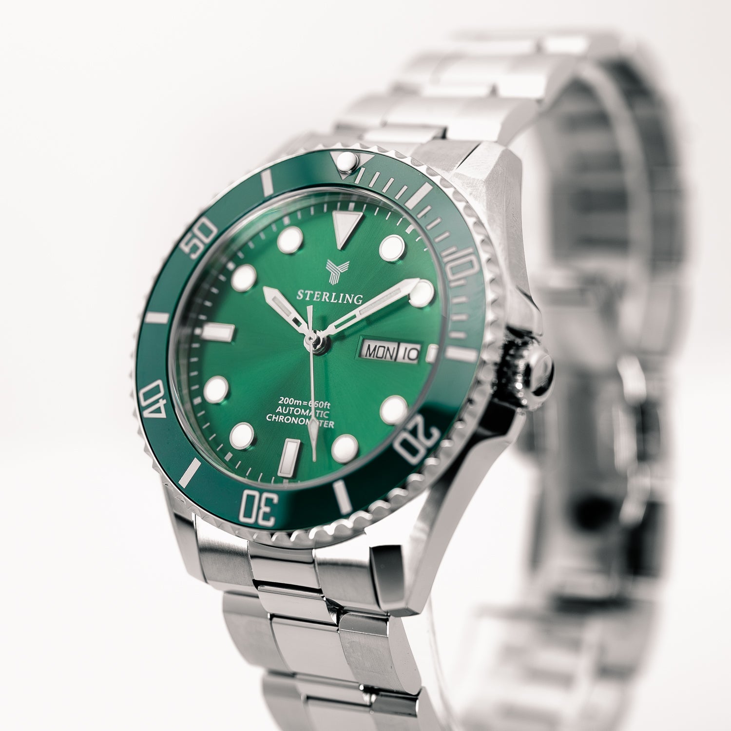 Ceas Elvețian Premium Submariner – Design de Lux Tip Diver, Verde Metalizat (Arată scump, fără să plătești mii)